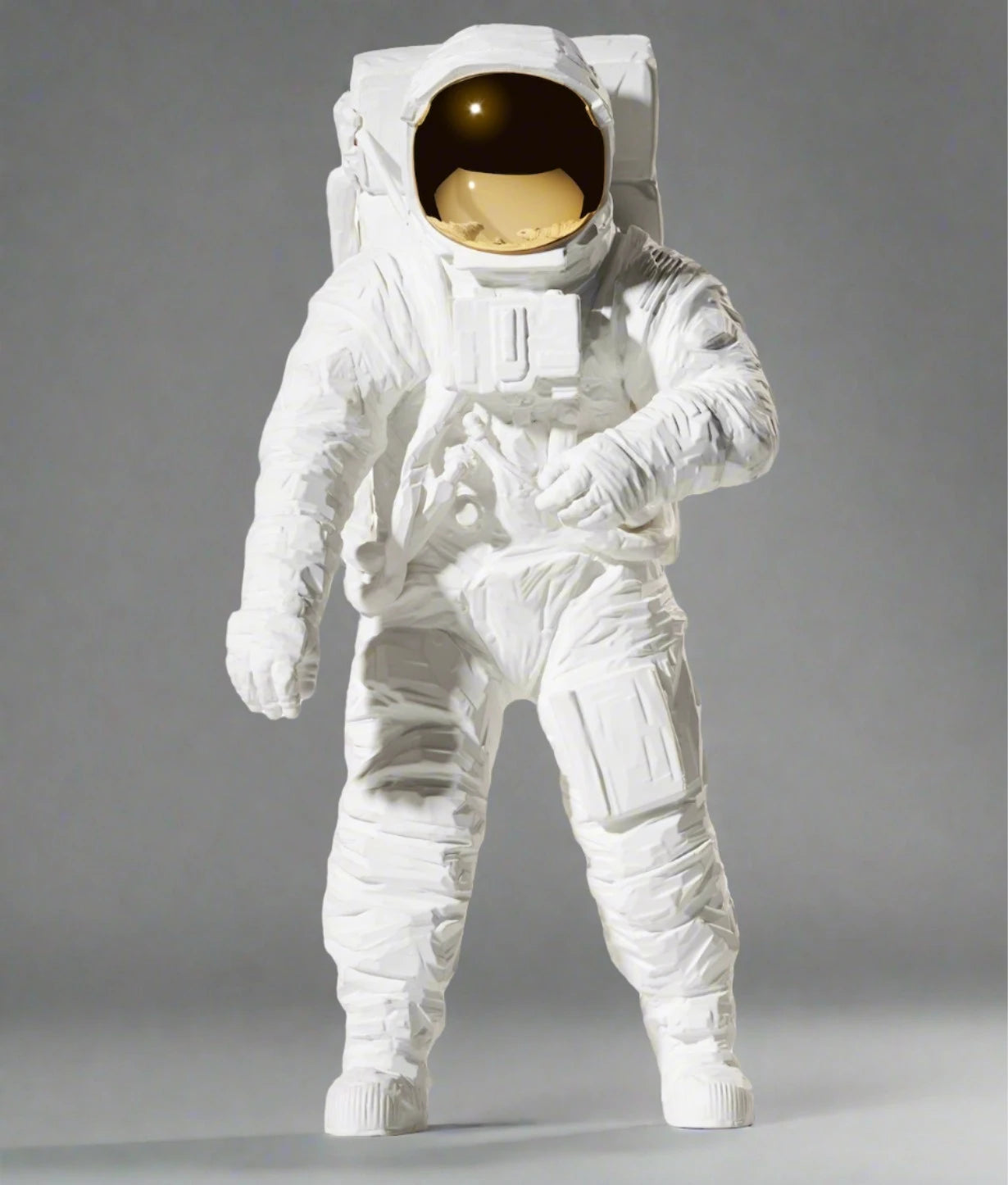 MOONWALKER (White) – Almine Rech Editions